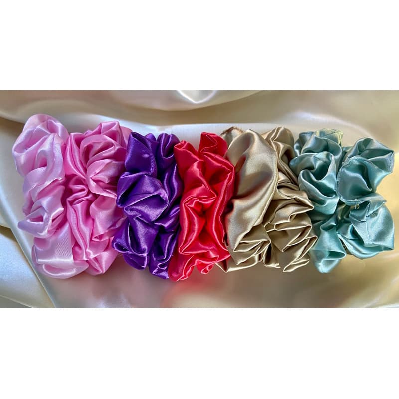 KIT 10/20/30 XUXAS DE CETIM COR ROSA PRENDEDOR DE CABELO SCRUNCHIES TAM. GRANDE- elástico de cabelo