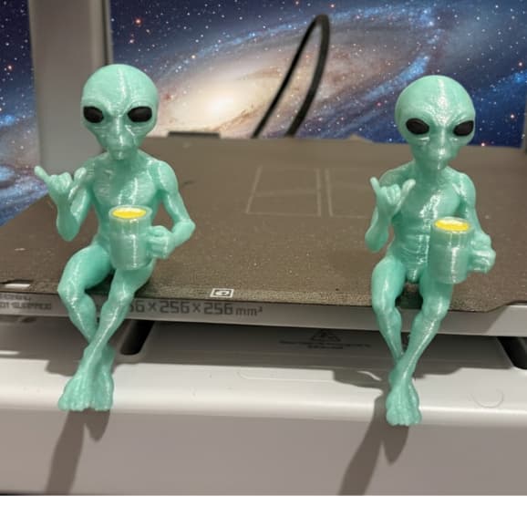 Et Divertido Em 3D Brilha Escuro