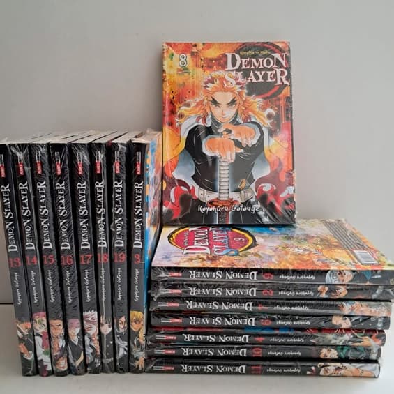 Mangá Demon Slayer - Volumes 1 ao 23 + Fanbooks + Novels + Gaiden