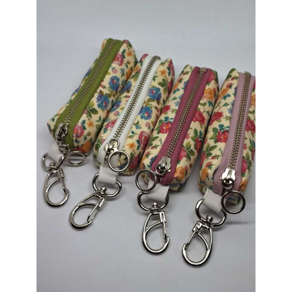 Porta Batom, Pen Drive, Isqueiro - várias cores - produto artesanal