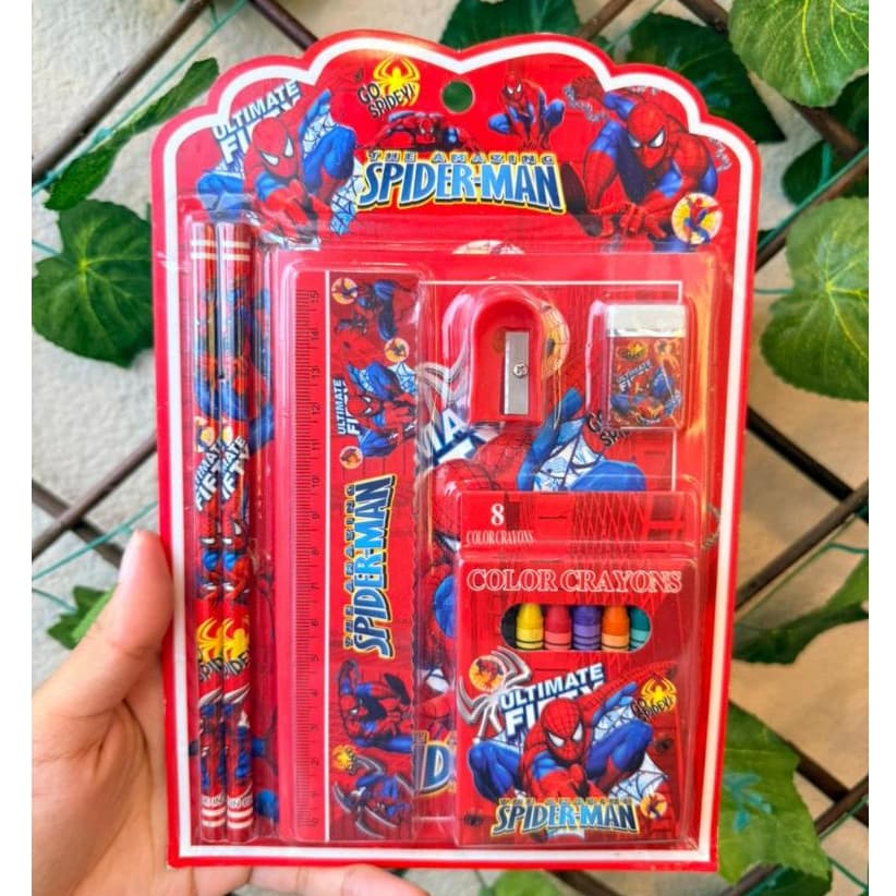 Kit Homem Aranha 7 Itens Caderninho de Desenho Giz de Cera Apontador 2 Lapis HB e Borracha