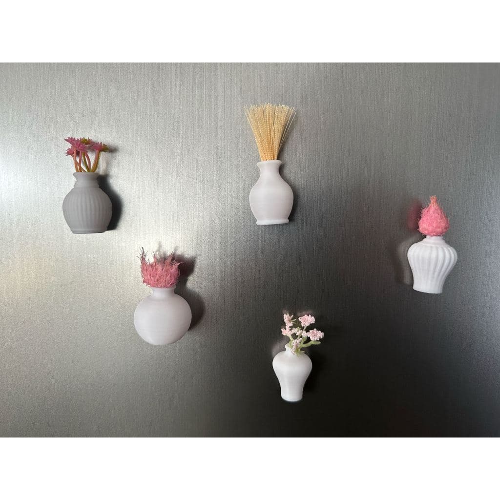 Kit com 5 Mini Vasos Decorativos – Ímã de Geladeira