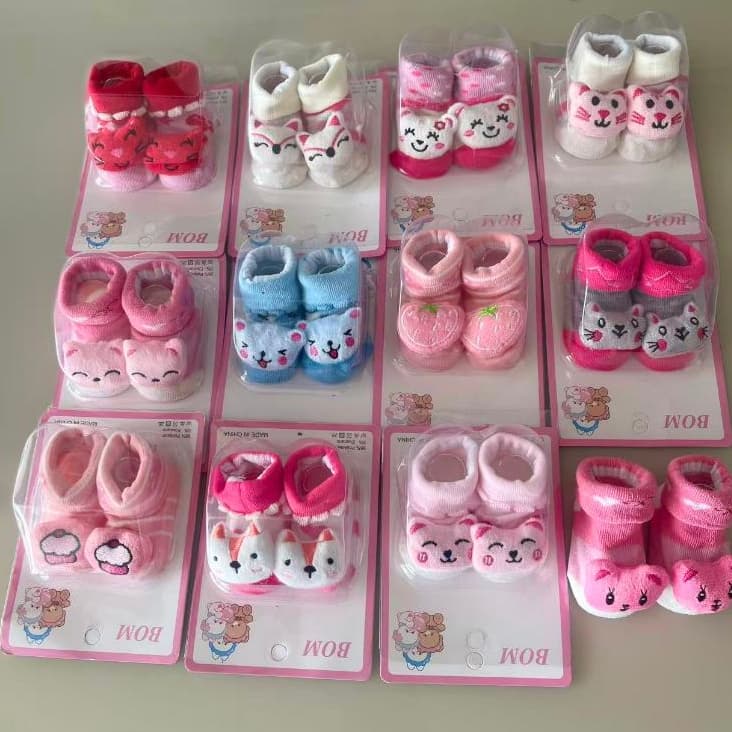 Kit 3 Pares Meia Bebê Antiderrapante 3D • Algodão Macio • 0-12 Meses • Unissex