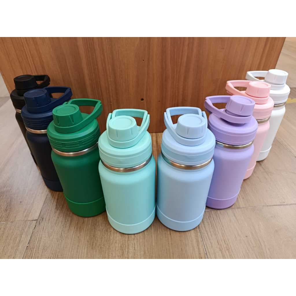 Garrafa Térmica aço Inox 350 ml Modelo 1 e 2, 600 e1200 C/ Tampa Antiderrapante cores Capa protetora da base de Silicone