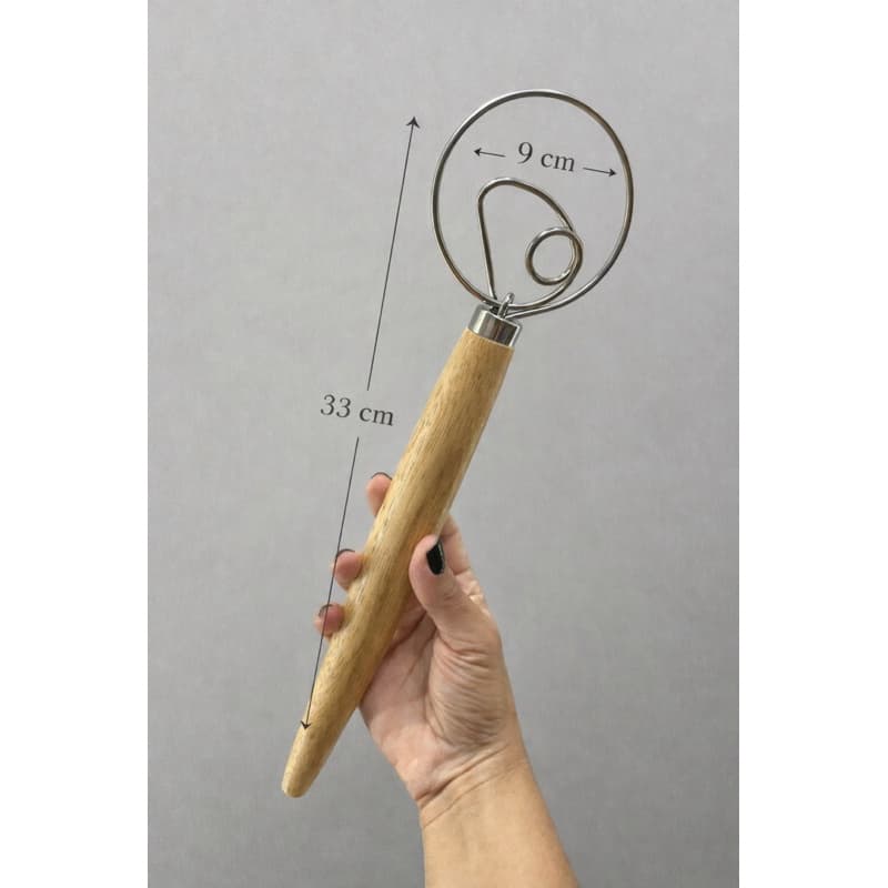 Batedor Manual de Massa Rústico em Madeira e Aço Inox - 33cm