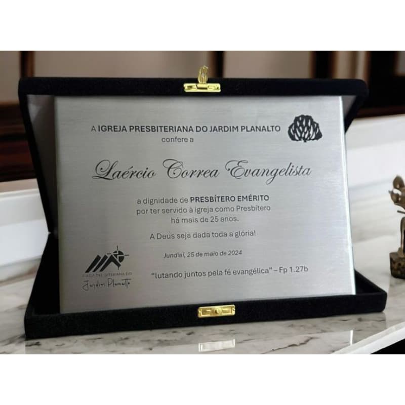 Placa de Homenagem Personalizada Acrilico , caixa veludo luxo 24x18