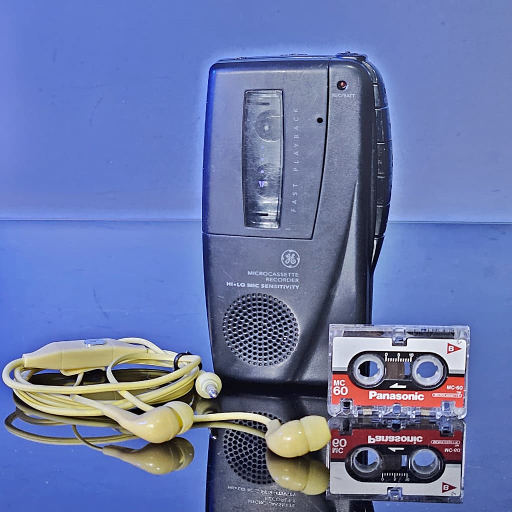 Gravador General Eletric 3-5379A com Fita Panasonic Microcassette Mini K7