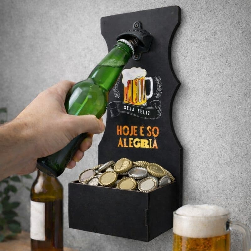 Abridor de Garrafas 30x13cm em MDF 6mm com Caixinha para Tampinhas