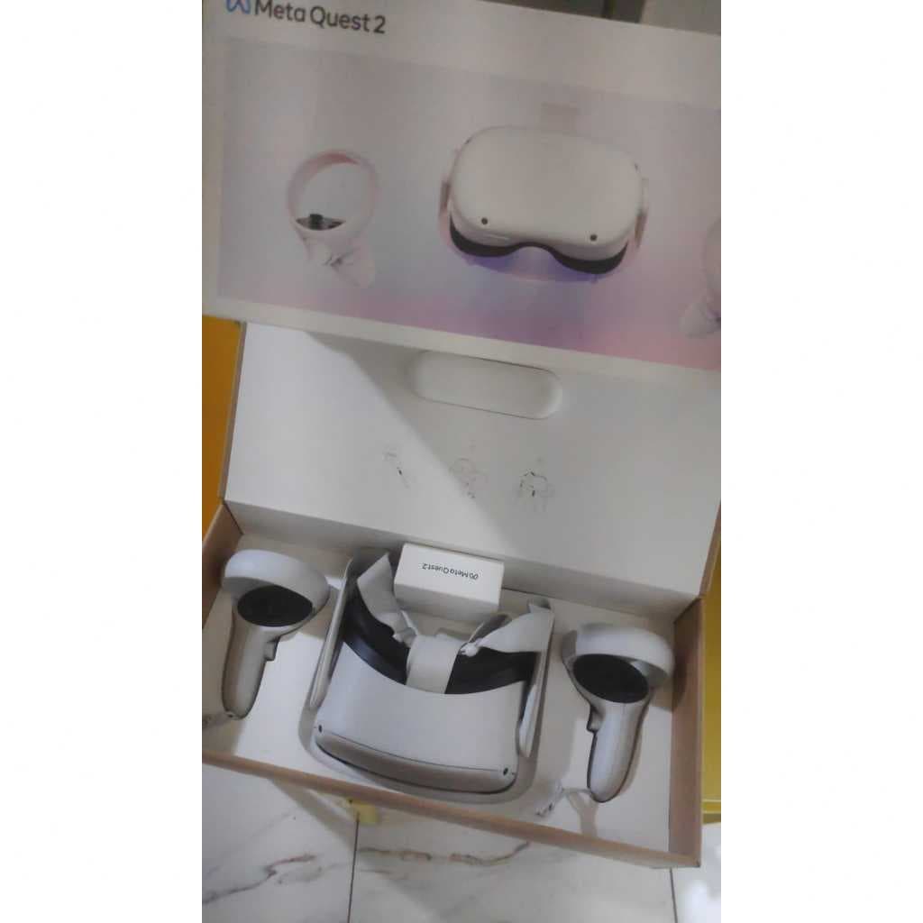 Oculus/Meta Quest 2 semi novo