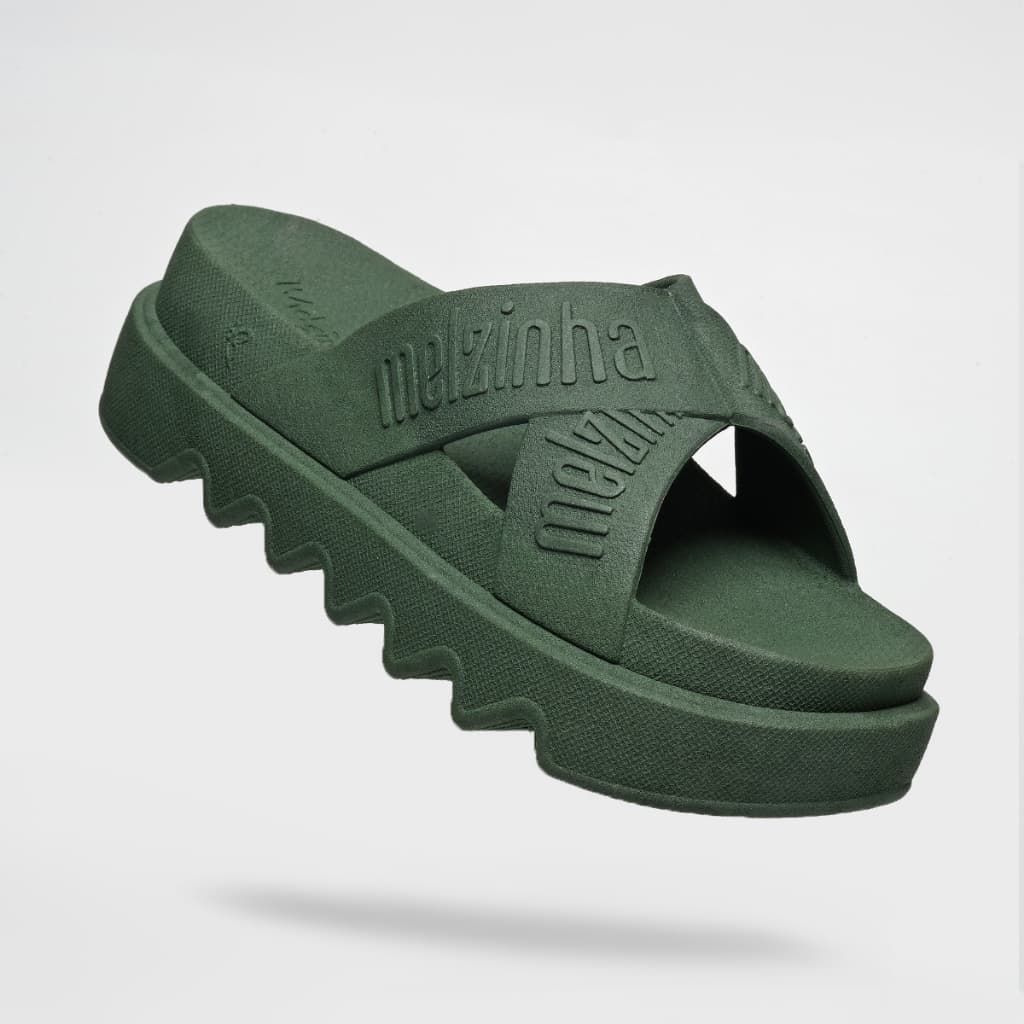 Sandália Slide Plataforma Tratorada 2 Tiras Feminina