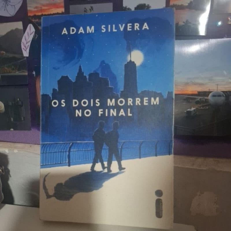 Os dois morrem no final