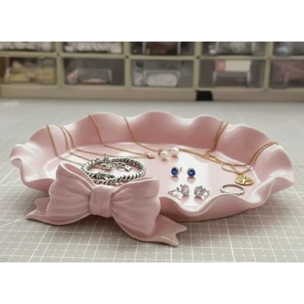 🌸 Porta-Joias Prato Decorativo  com Laço ,plástico resistente, 18x13cm – Delicado e Elegante 🌸