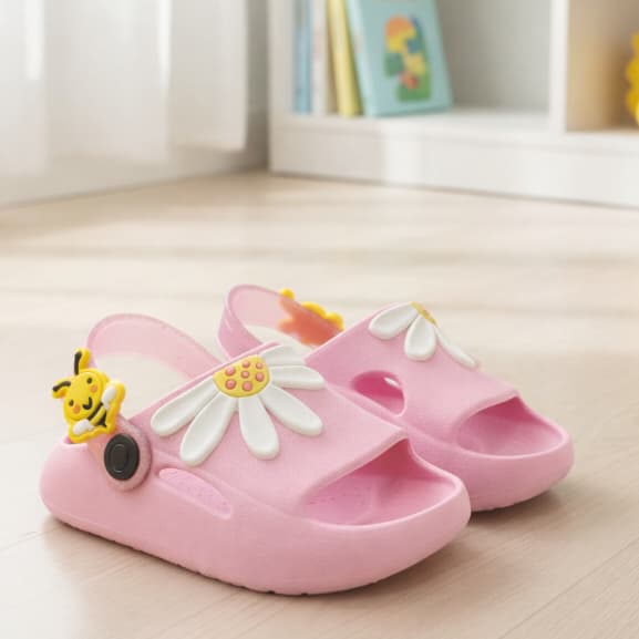 Chinelo Infantil Nuvem Slide Menina Flor Abelhinha Coração Borboleta Macio Confortável Leve