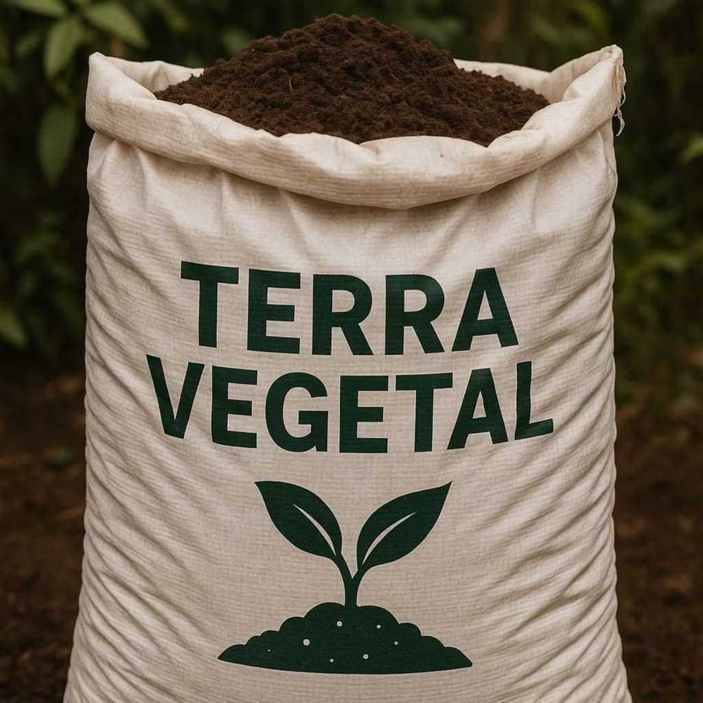 Terra Vegetal p/ Plantio e Jardinagem Substrato Rico em Nutrientes p/ Vasos Canteiros Hortas e Jardins Naturais Fértil