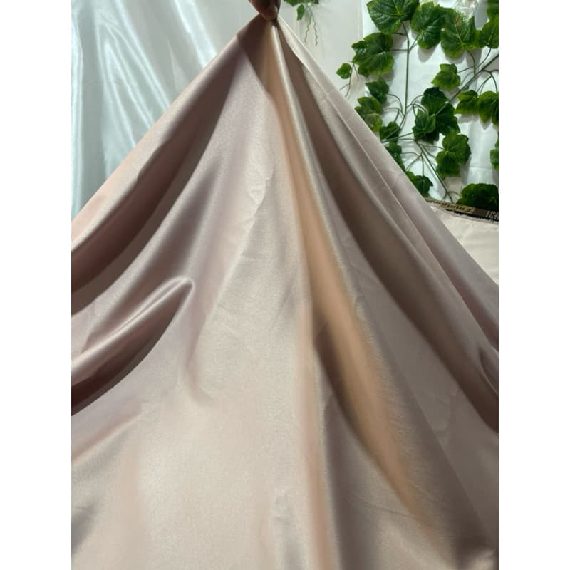 Crepe premium acetinado Amanda para confecção de vestidos finos no rose cha 3X1,50(3 metros lineares)