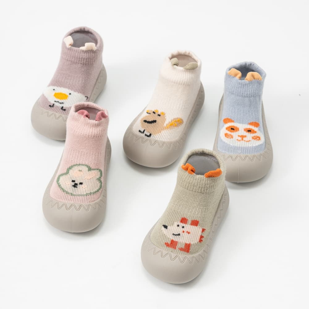 Meia com Sola Sortida Bebê com Emborrachada Antiderrapante Infantil Menina Menino 0 a 3 anos