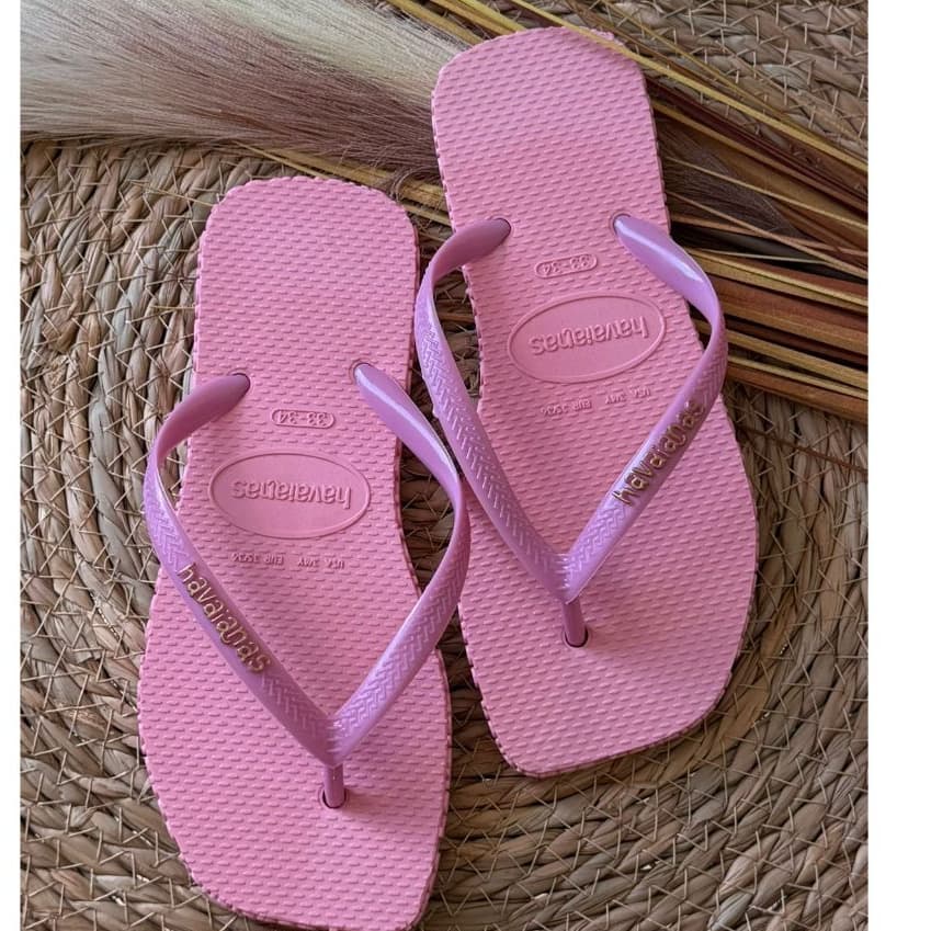 Rasteirinha Feminina De Dedo Básica Com Detalhe Na Lateral