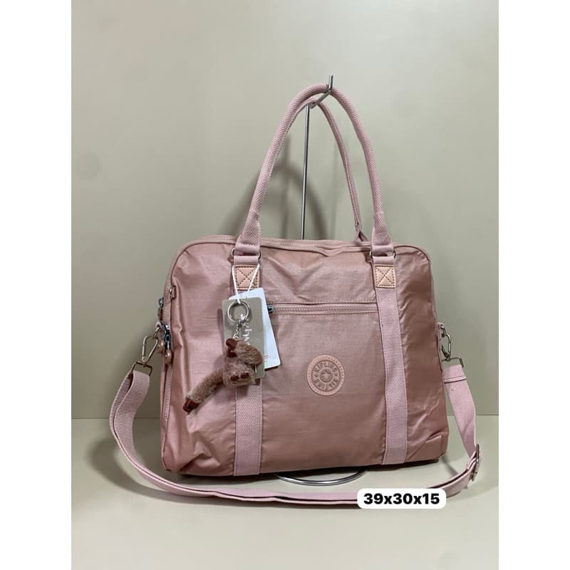 Bolsa Executiva para Notebook até 15.6" – Elegância e Proteção.