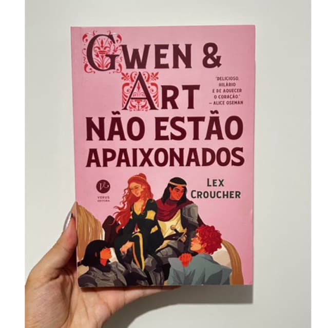 Gwen e Art não estão apaixonados (acompanha PIN) | desapego livros