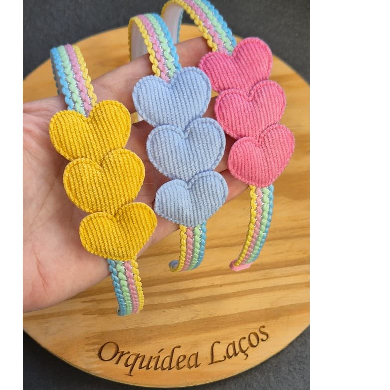 Tiara Infantil Corações Candy ,acessório infantil, arquinho colorido, tiara escolar, tiara arco iris, super Fofa .