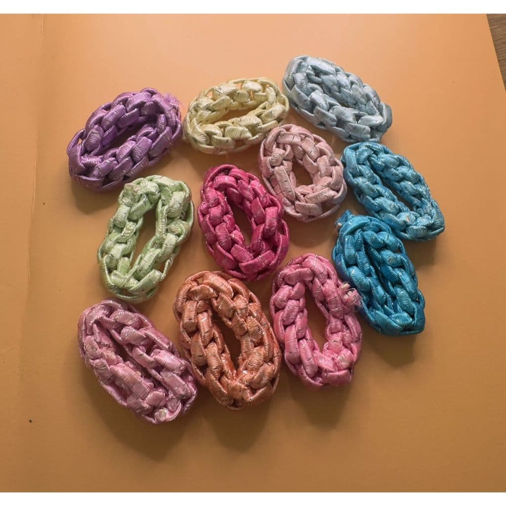 Kit 36 Xuxinha Trançado Colorido Elástico de Cabelo Faixas Elásticas Artesanal Resistente Tiaras Rabo de Cabelo Rabicó