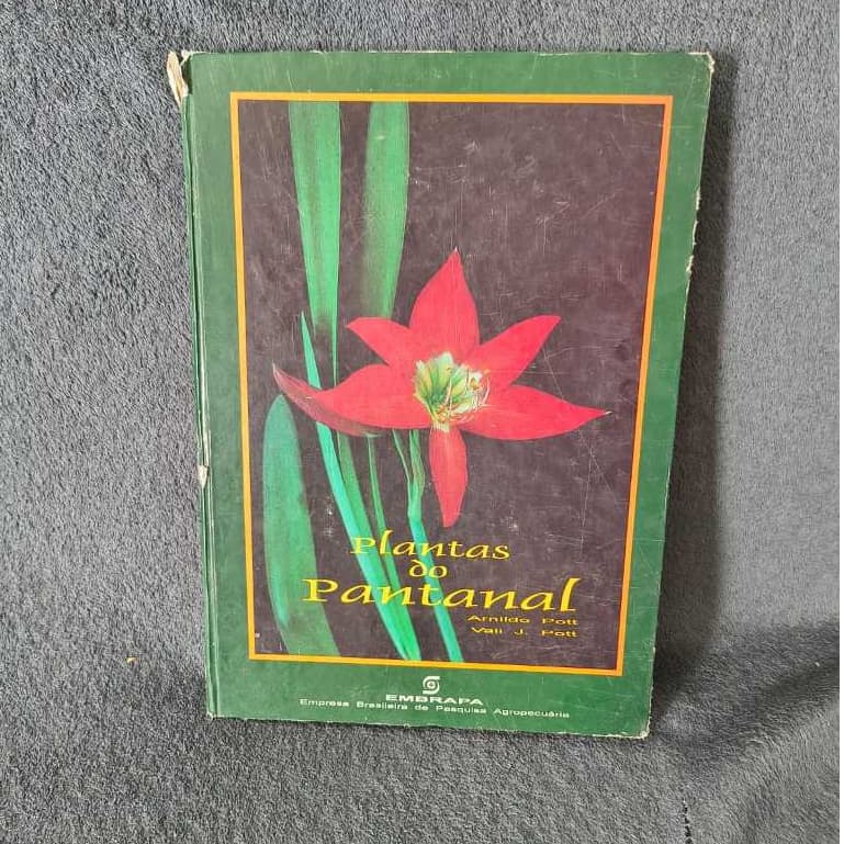 LIVRO PLANTAS DO PANTANAL (LEIA A DESCRIÇÃO)