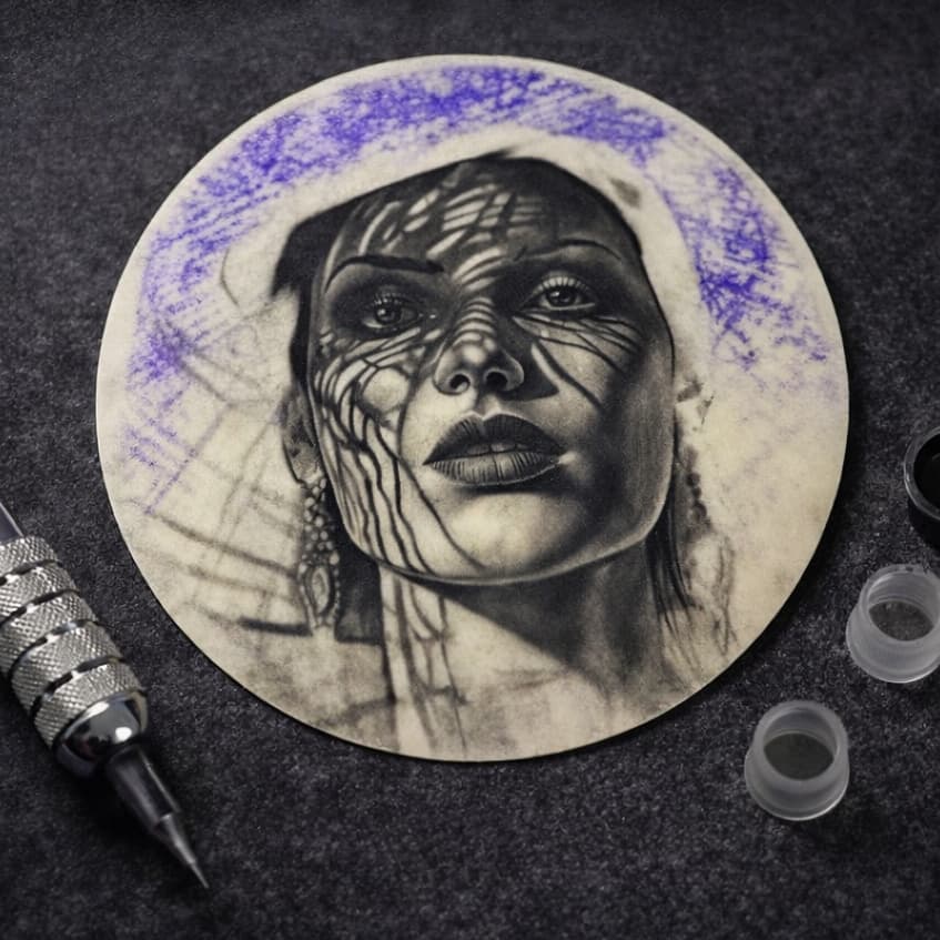 Pele Artificial Grande Para Treinos Tattoo Tatuagem Micropigmentação com Agulhas Dupla Face