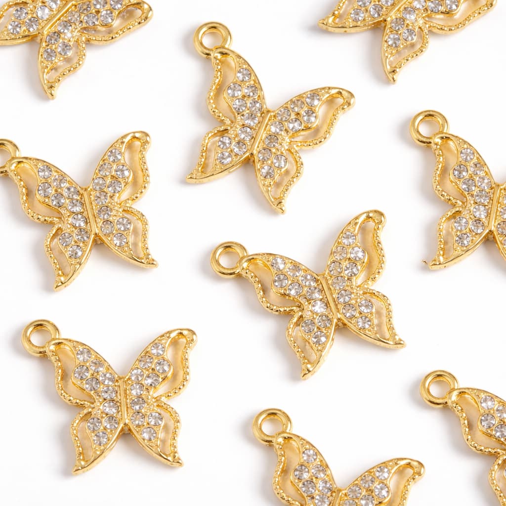 Pingentes de Borboleta Com Strass Banhado -10/20 Pecas Zamack Dourado