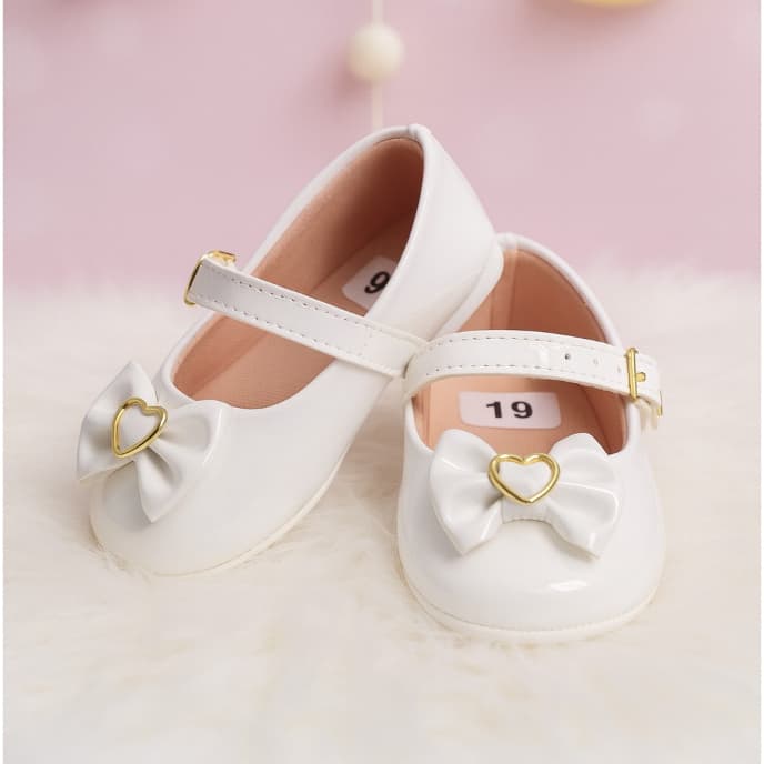 Sapatilha Feminina para Bebê: Estilo e Conforto Desde os Primeiros Passos