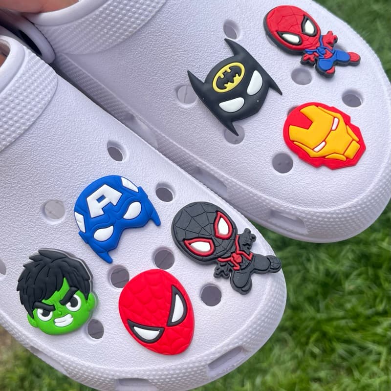 Kit Pins Super Heróis | Enfeite para Babuche e Sandália | Acessórios para Sapato Infantil Meninos