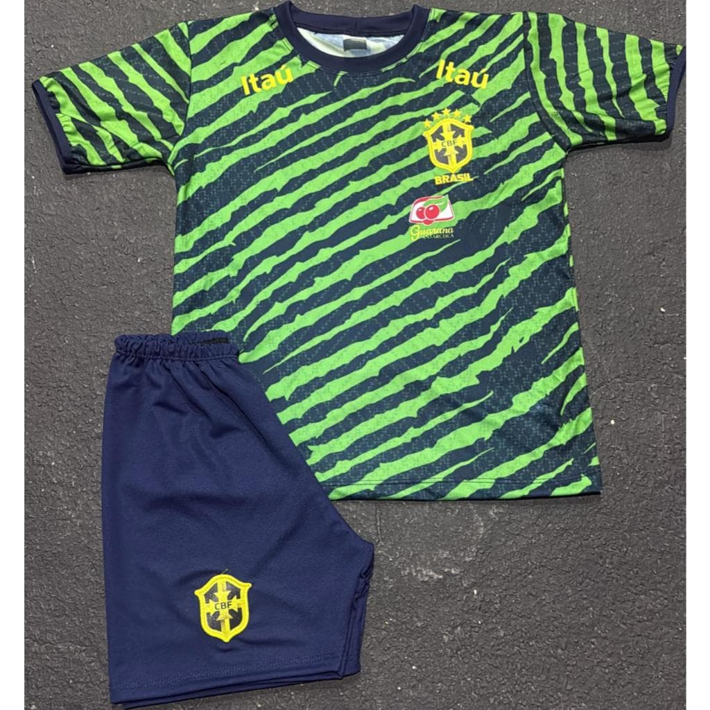 Conjunto Infantil do Brasil com Escudo Bordado Do 02 ao 14
