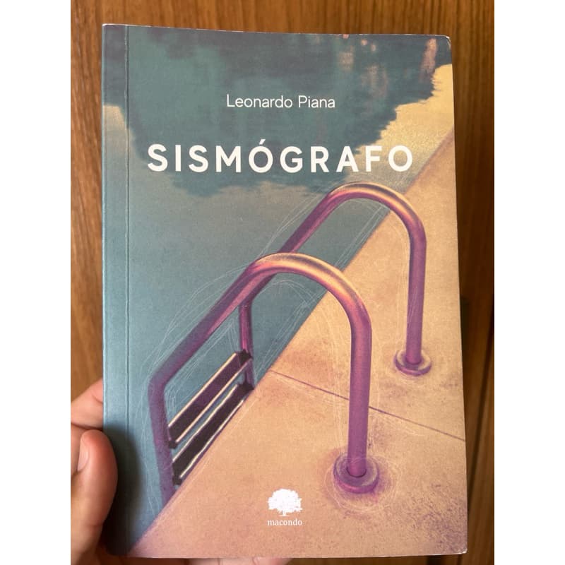 LIVRO SISMÓGRAFO LEONARDO PIANA EDITORA MACONDO