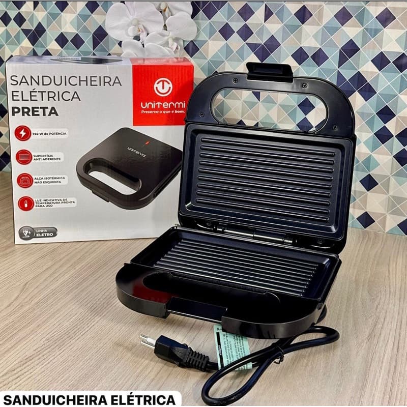 *SANDUICHEIRA ELÉTRICA PRETA*