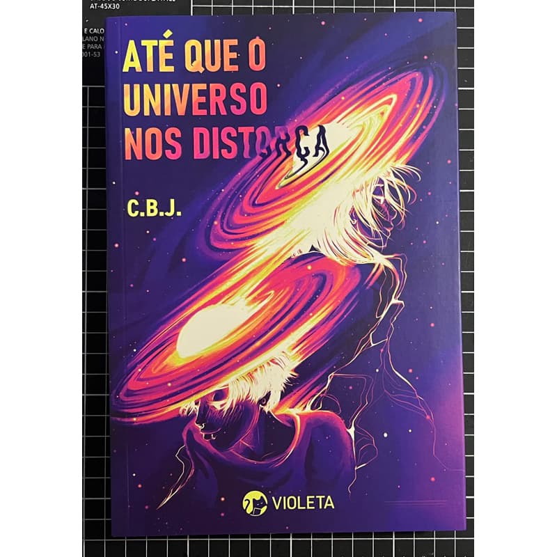 Ate que o Universo nos Distorça Livro Editora Violeta ficbook lgbt jikook