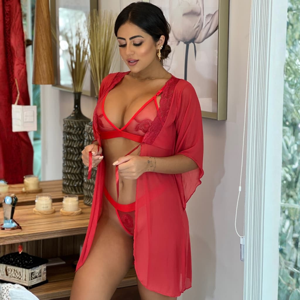 Robe em Tule Liso com Renda