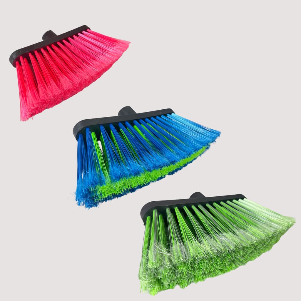 Kit 3 Vassouras Cerdas Plumadas Sem Cabo Cores Sortidas Multiuso