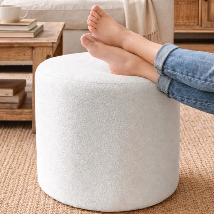 Puff Aura Home Boucle –  Multiuso Para Sala e Quarto Pés Antiderrapantes - 4 Cores - Off White/Terracota/Cinza e Bege
