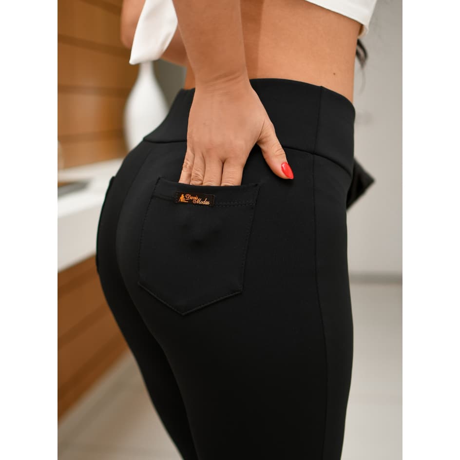 Calça Legging Feminina em Moletinho Premium com Bolso Traseiro Transparência ZERO