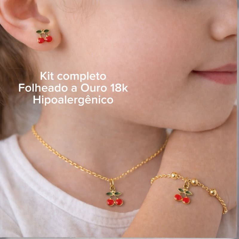 Kit Completo Infantil Cerejinha Folheado a Ouro 18K – Colar, Brinco e Pulseira
