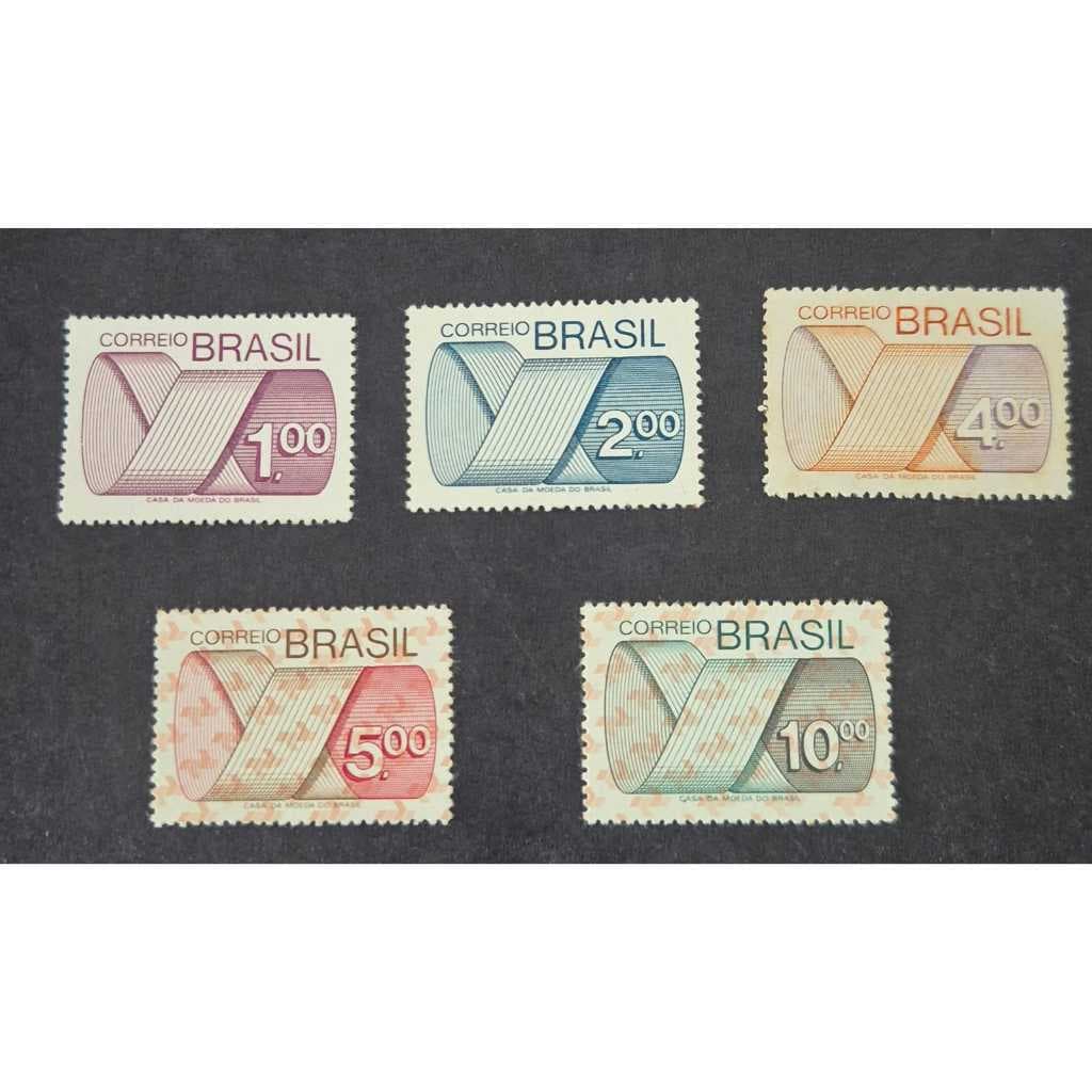 Série completa selo dos correios NOVOS - Cifras - 1974/75- Filatelia.