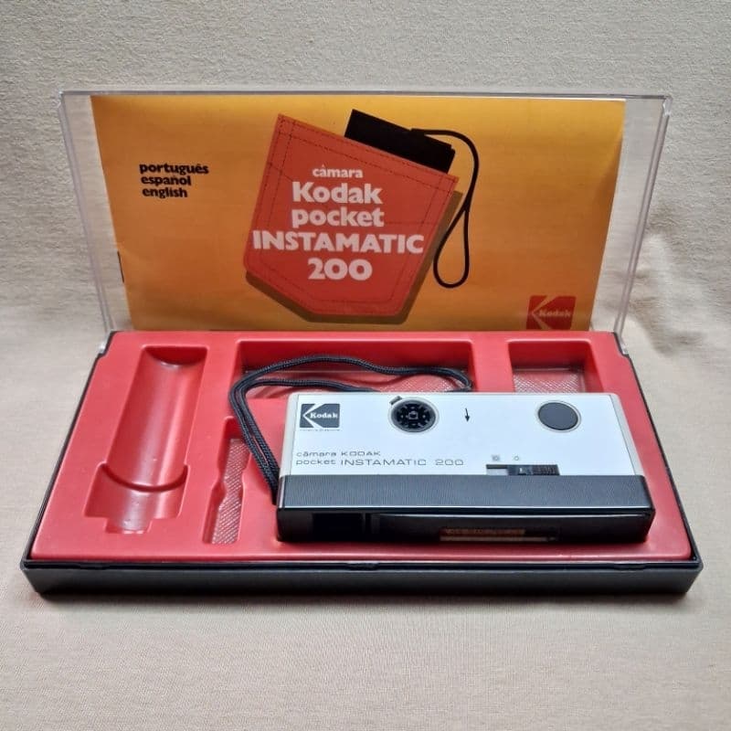 Câmera Fotográfica Analógica Manual Kodak Pocket Instamatic 200 na Caixa Original