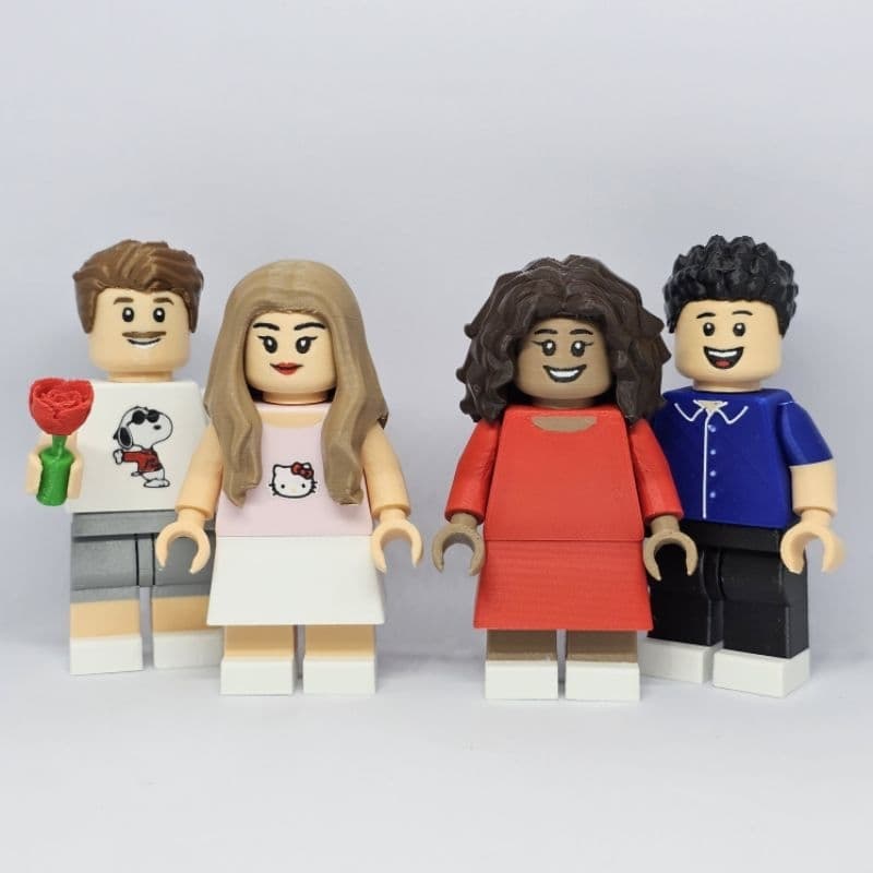 Casal de Bonecos Estilo LEGO Personalizados 8cm - Presente Decoração Único com a Data de Vocês