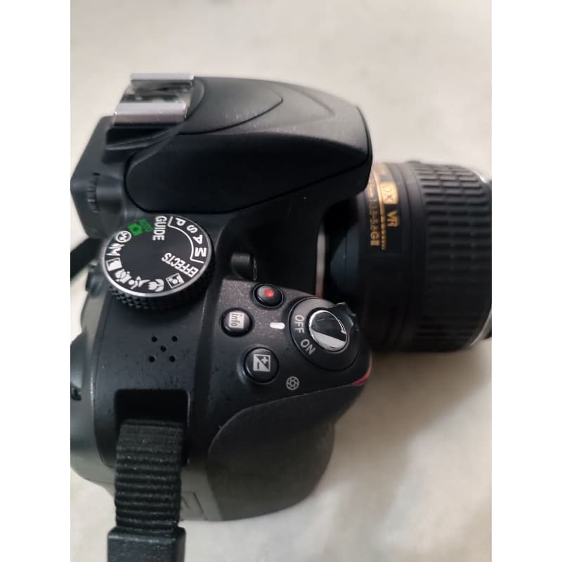 Câmera Nikon DSLR D3300 24.2MP Lente 18-55mm