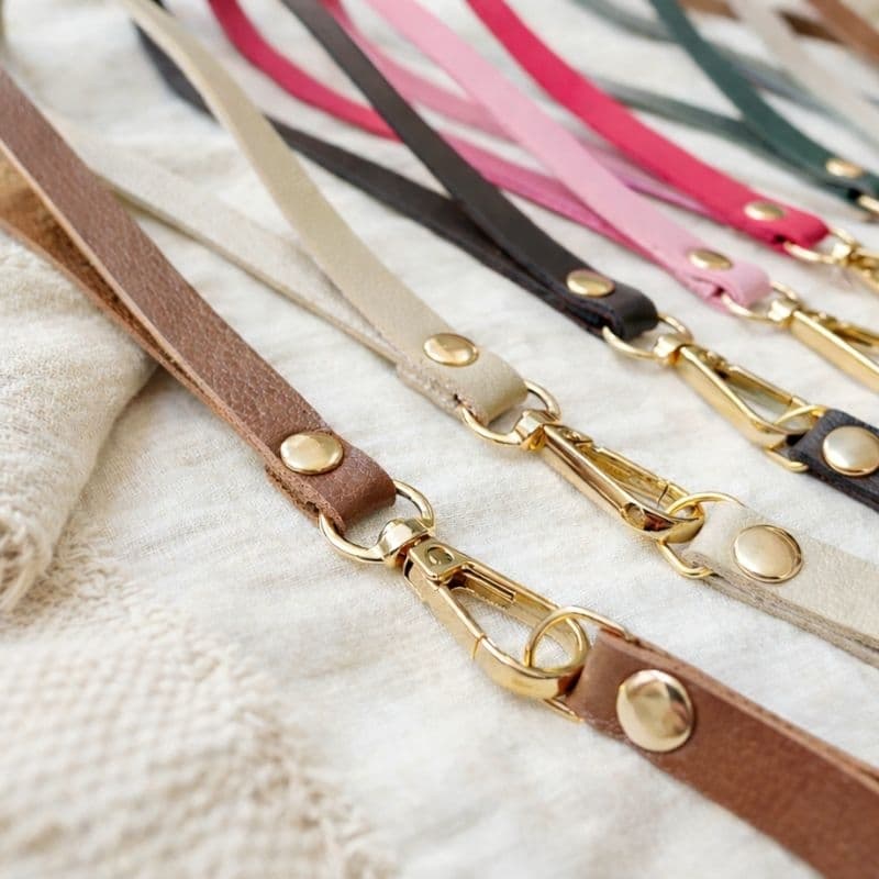 Aproveite! Kit com 5 alças de mão em couro Montana