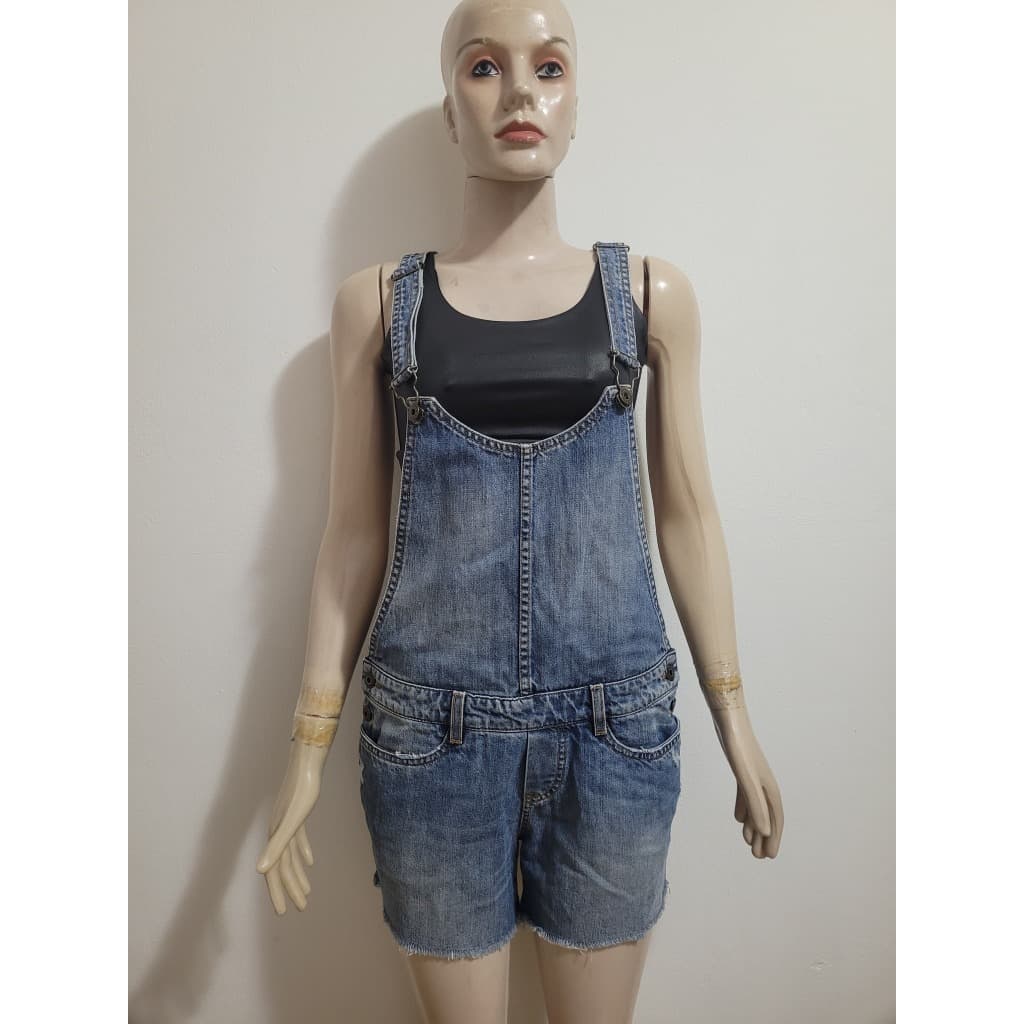 Macaquinho jardineira jeans CARMIM tam PP até P usado bom estado conforme fotos e anúncio