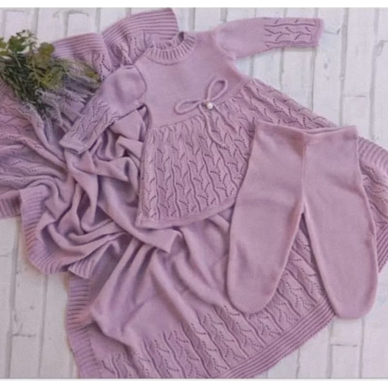 Kit saída maternidade Vestido de Cordão em Laço com Pérola com calça e manta, Recém nascido RN