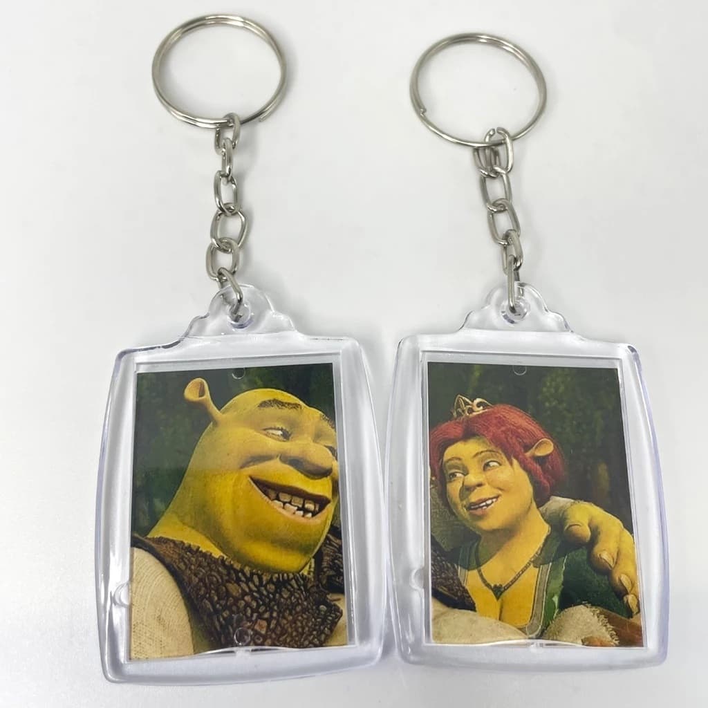 Conjunto de Chaveiros Shrek e Fiona Metadinha Chaveiro de Casal Namorados