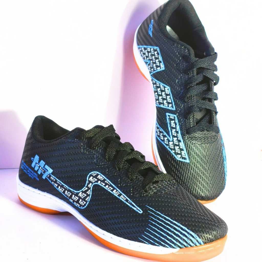 Chuteira Futsal Tênis Casual Esportivo Super Conforto Leve e Macio Numeração 33 ao 43 Oferta