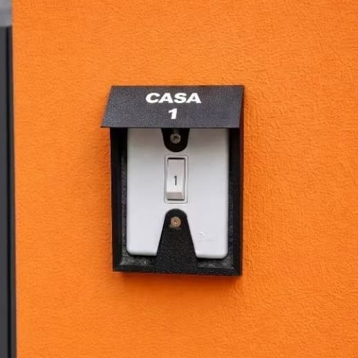 Capa Protetora de Campainha 4x2 | Anti Chuva e Sol | Até 126x86x8mm | Número e Complemento