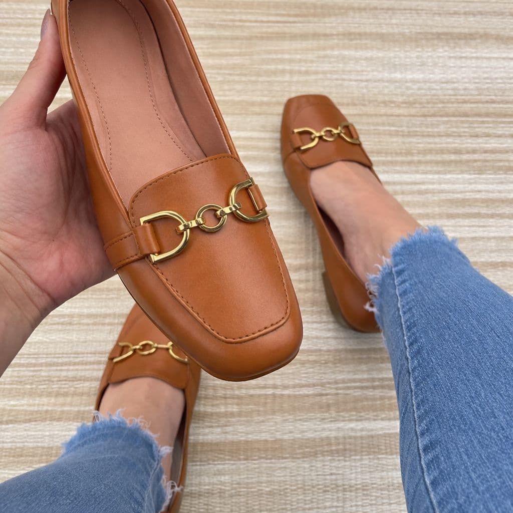 Sapatilha Feminina Mocassim Bico Quadrado Corrente Confort Casual carame